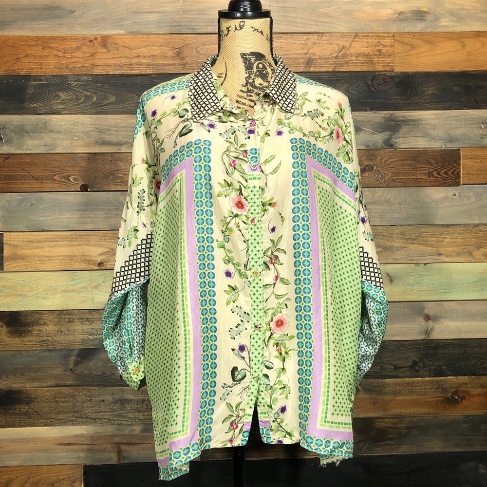 Johnny Was Small Silk Button Down Shirt 3/4 Sleeve
